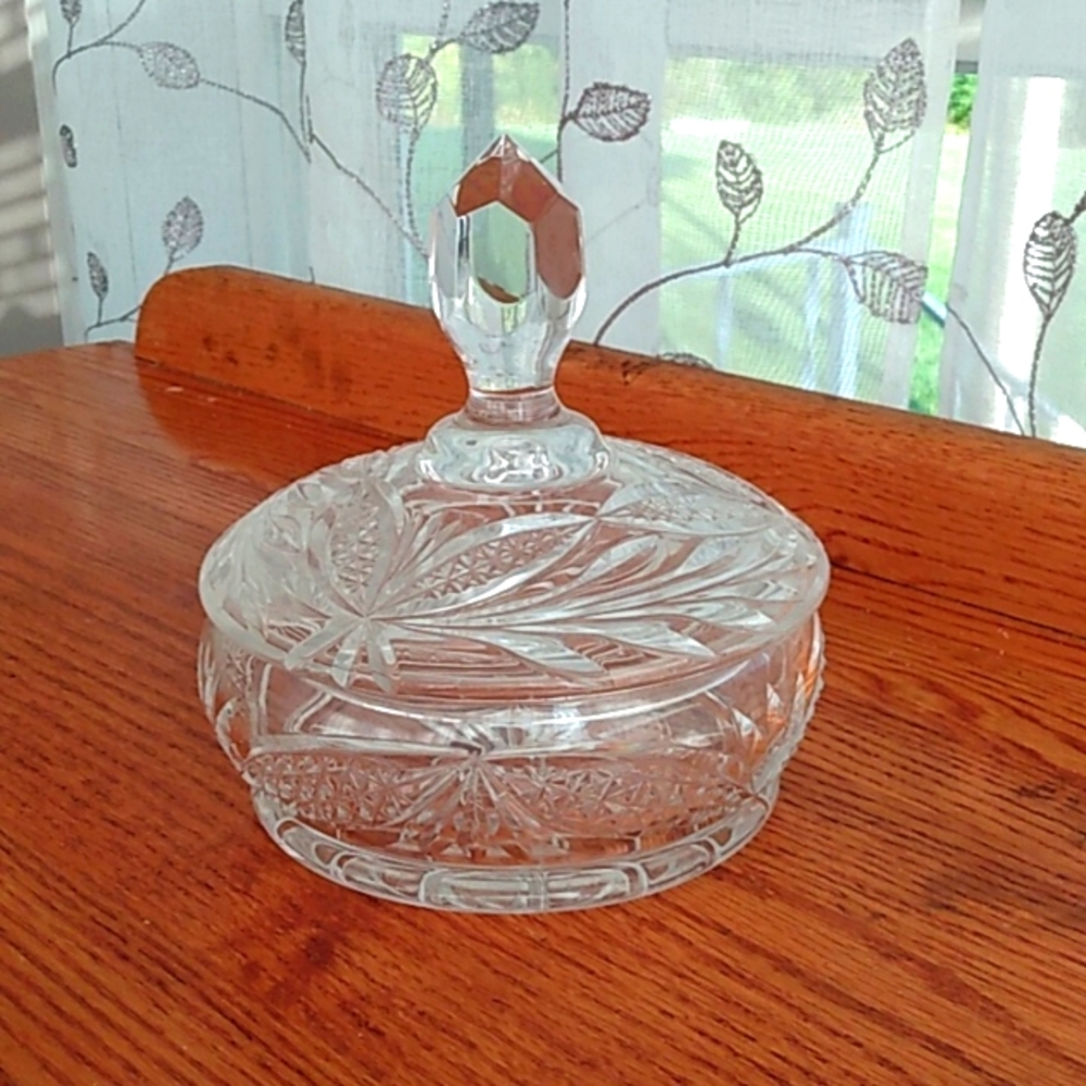 Vintage Anchor Hocking Prescut Candy Dish